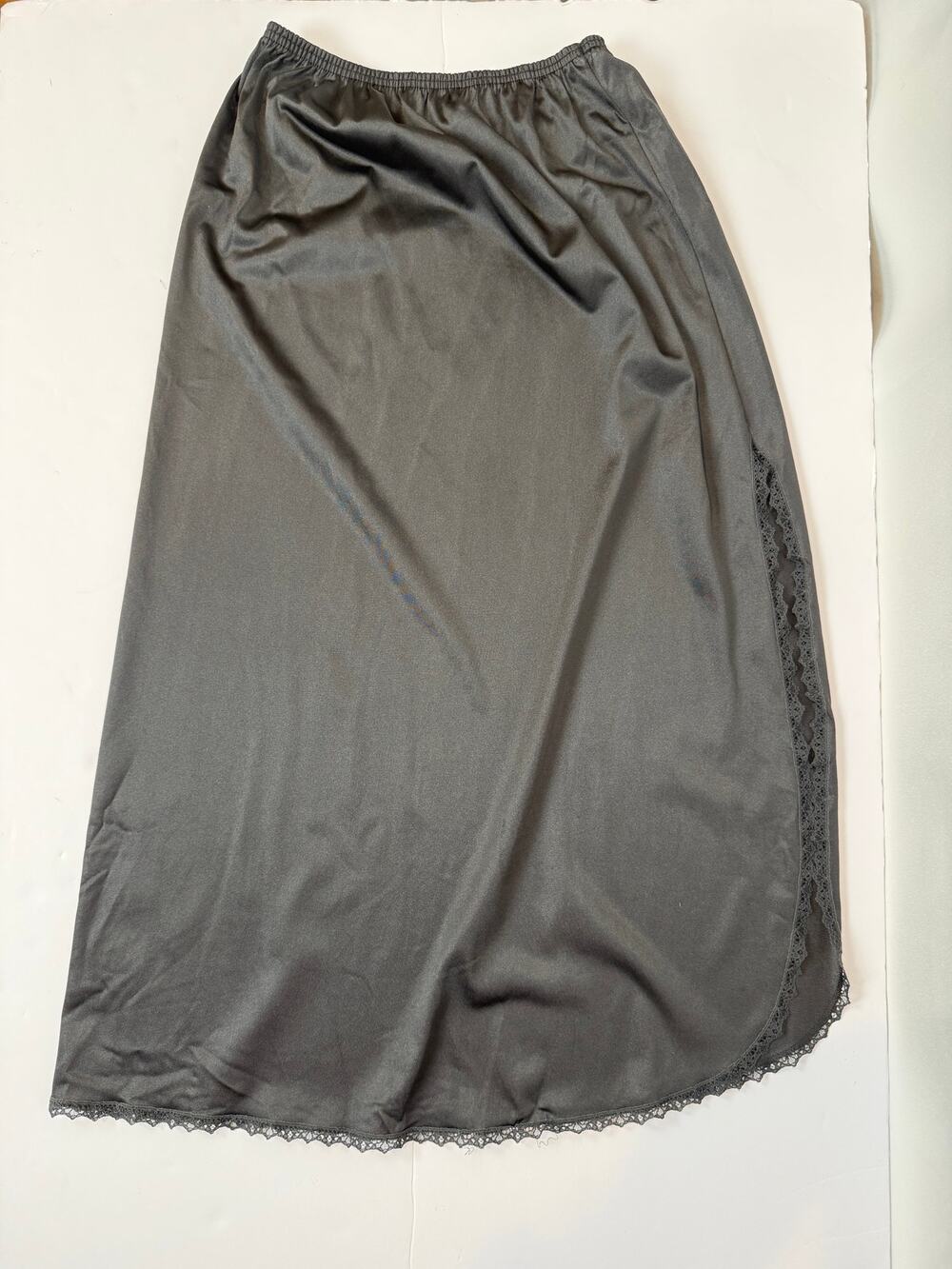 Vintage Vassarette Black Maxi Half Slip Nylon Lace Hem USA Made XSmall